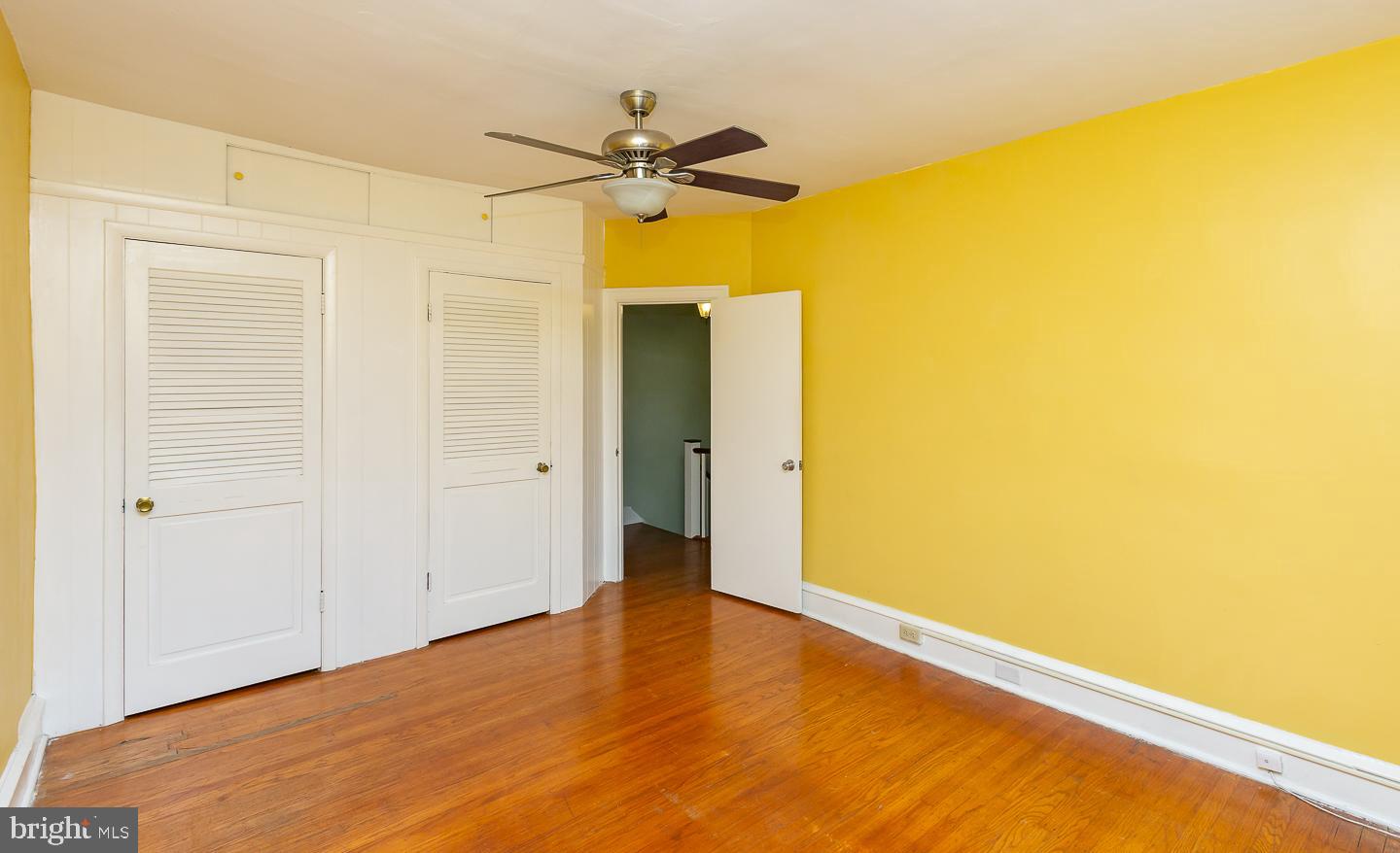 6609 Morris Park Road Philadelphia, PA 19151 - Photo 29 of 35 a view of empty room with wooden floor