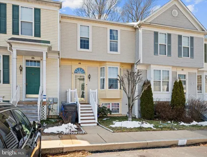 $325,000 | 44 Denny Circle, Newark, DE 19702