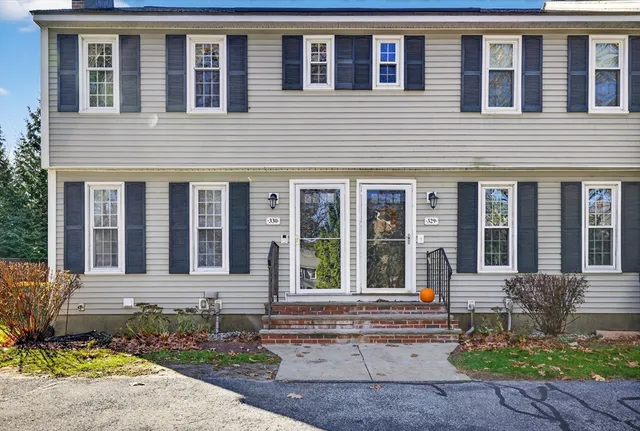 $420,000 | 20 Woodland Drive, Unit 330, Lowell, MA 01852