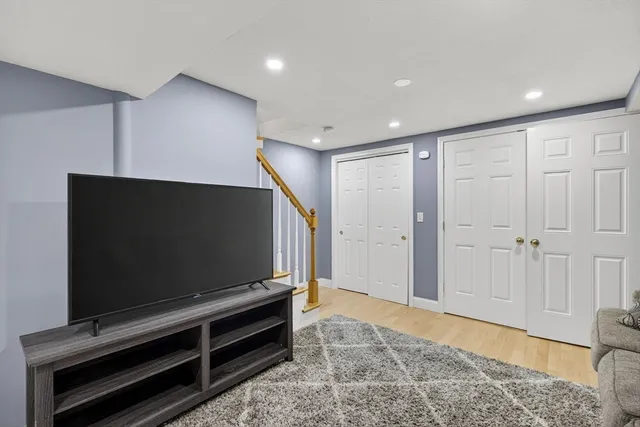 $420,000 | 20 Woodland Drive, Unit 330, Lowell, MA 01852