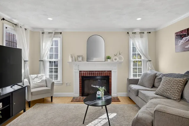 $420,000 | 20 Woodland Drive, Unit 330, Lowell, MA 01852