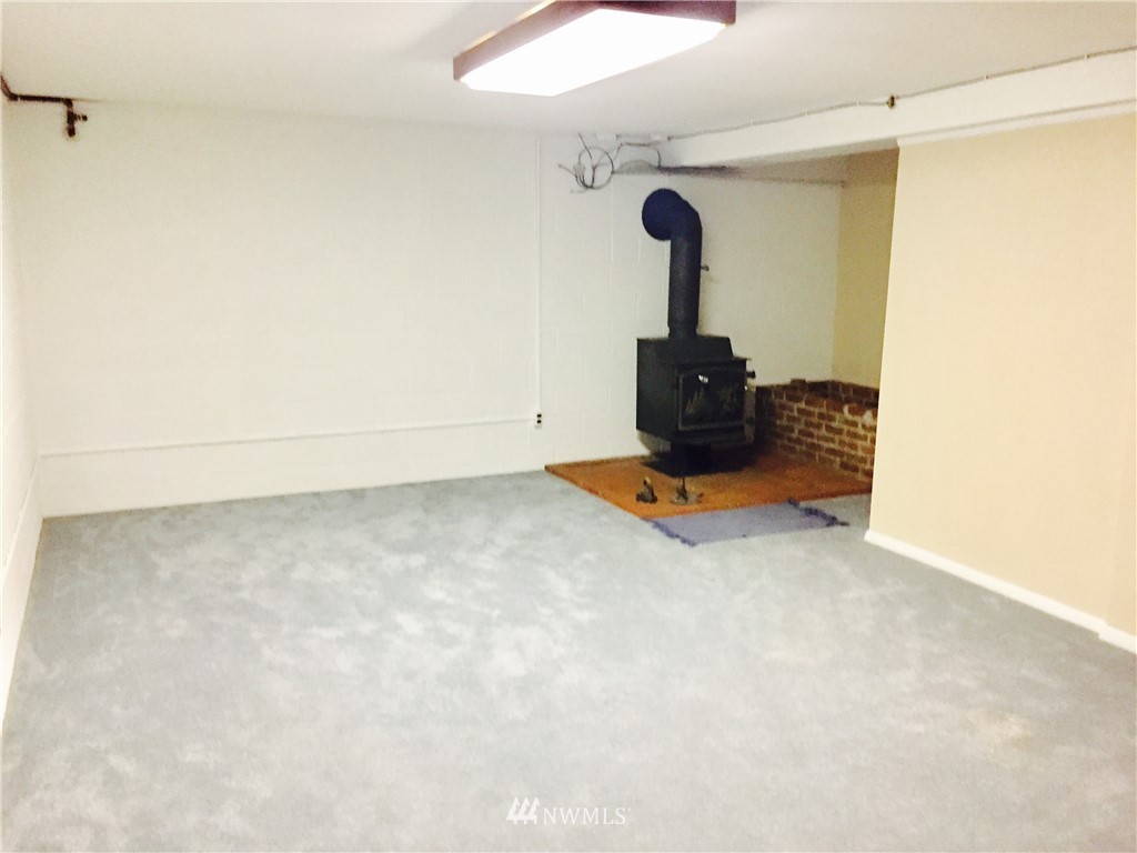11 Northwest Riddell Road Bremerton, WA 98310 - Photo 14 of 21 Gallery Image 14