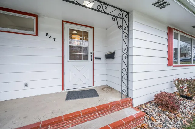 $170,000 | 847 South Hampton Street, Fairmont, MN 56031