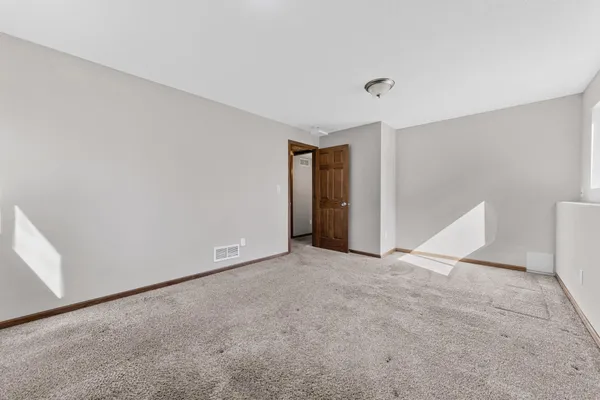 $425,000 | 3939 Westbury Drive, Eagan, MN 55123