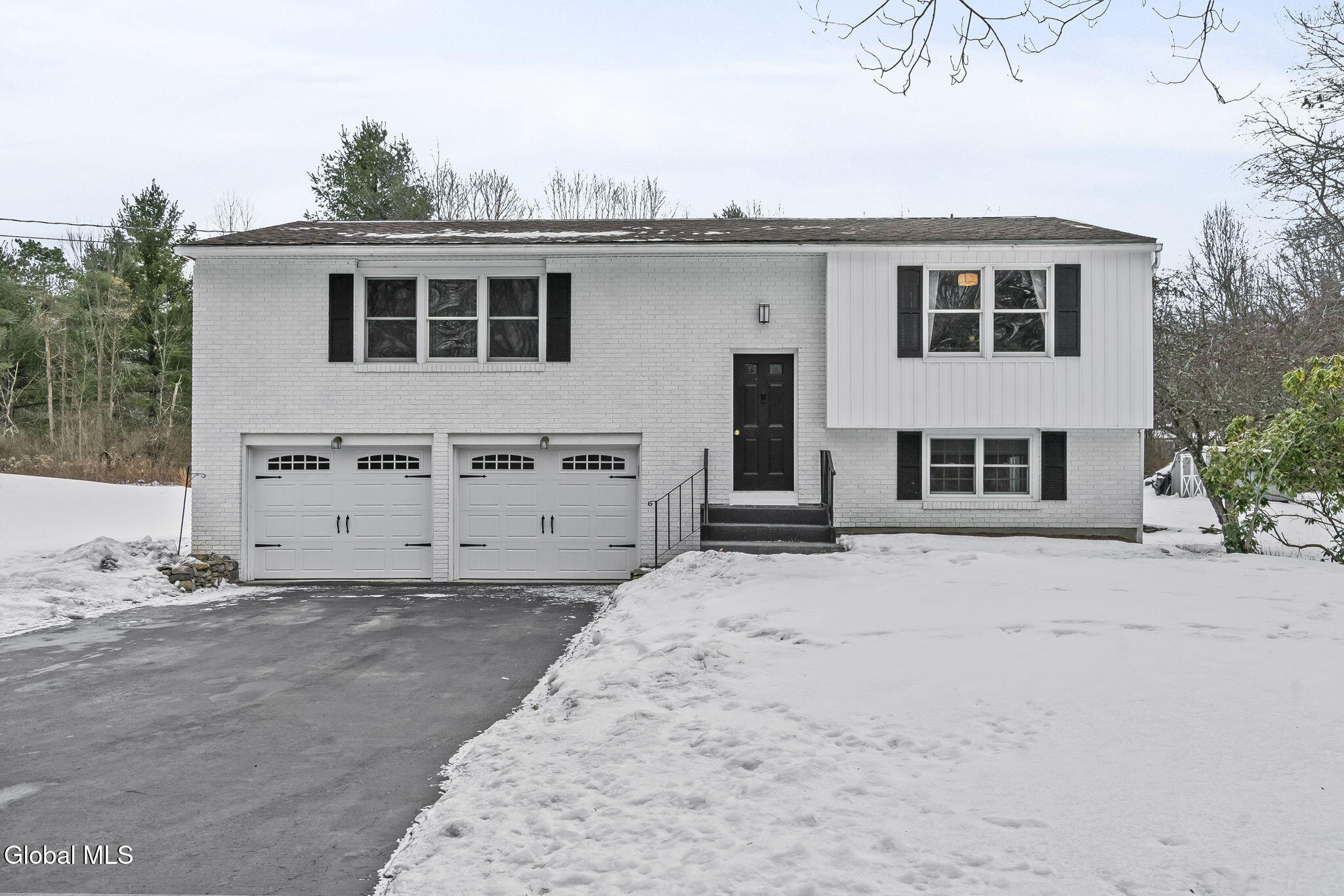 124 Hayes Road Schuylerville, NY 12871 - Photo 3 of 38 4-web-or-mls-124-hayes-rd