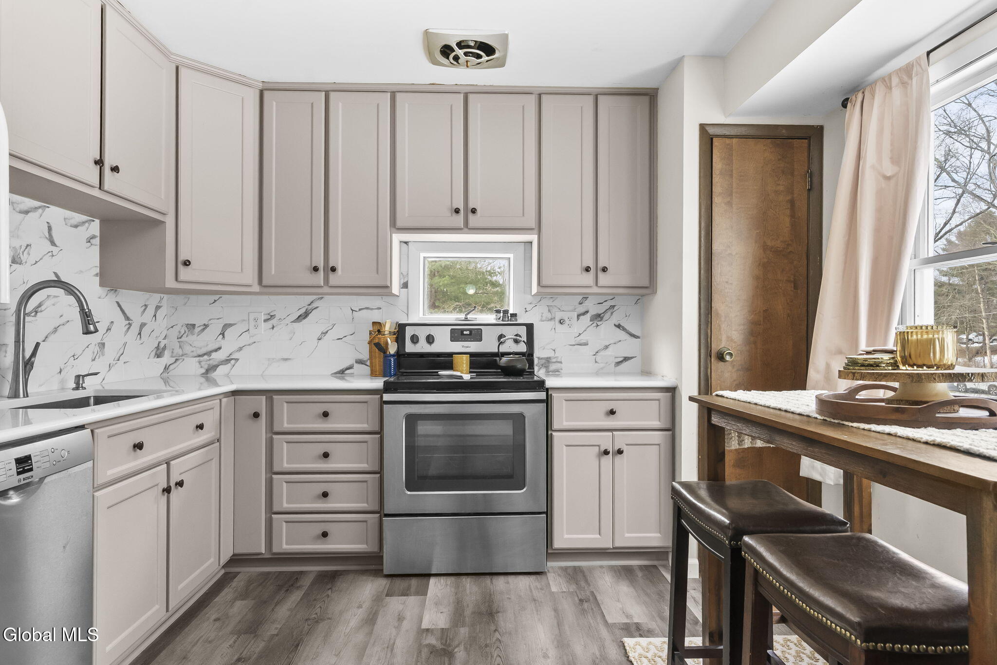 124 Hayes Road Schuylerville, NY 12871 - Photo 7 of 38 11-web-or-mls-124-hayes-rd