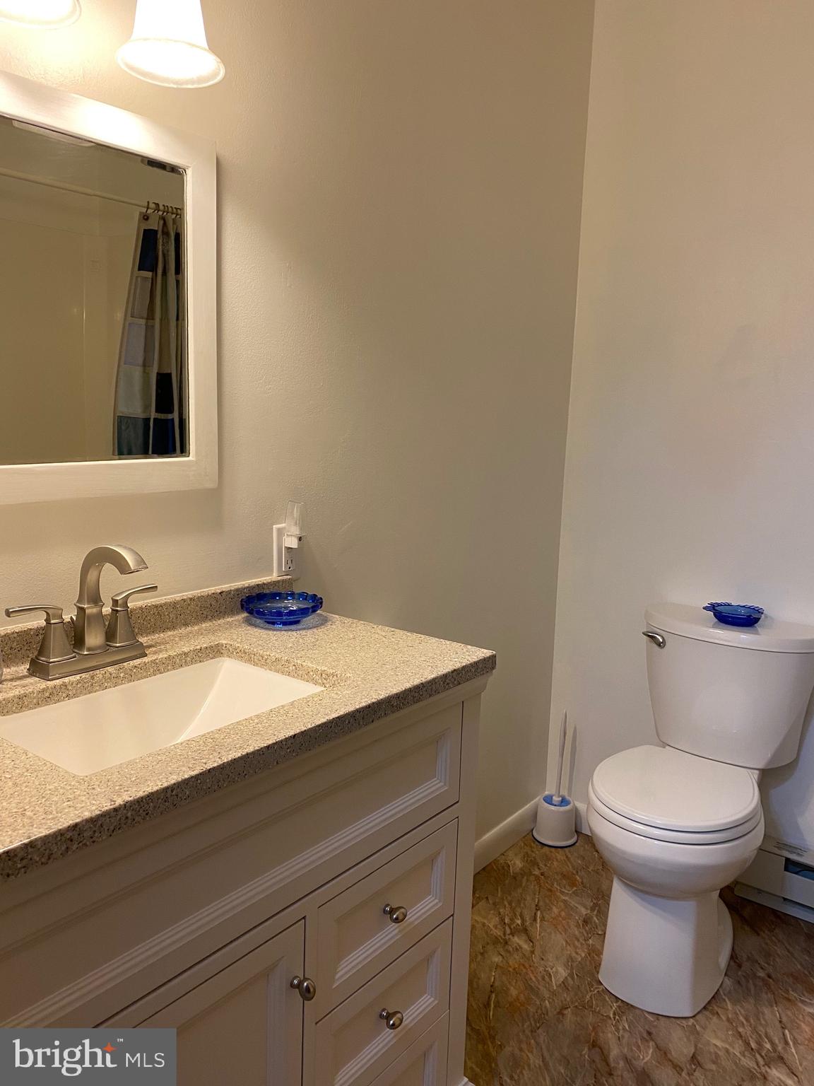 4 Pious Ridge Road Berkeley Springs, WV 25411 - Photo 15 of 21 Hall Bath
