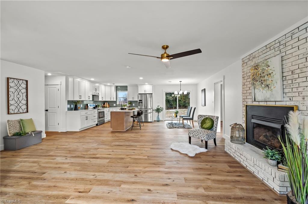 3856 Azalea Lane Trinity, NC 27370 - Photo 14 of 39 So Open and spacious!