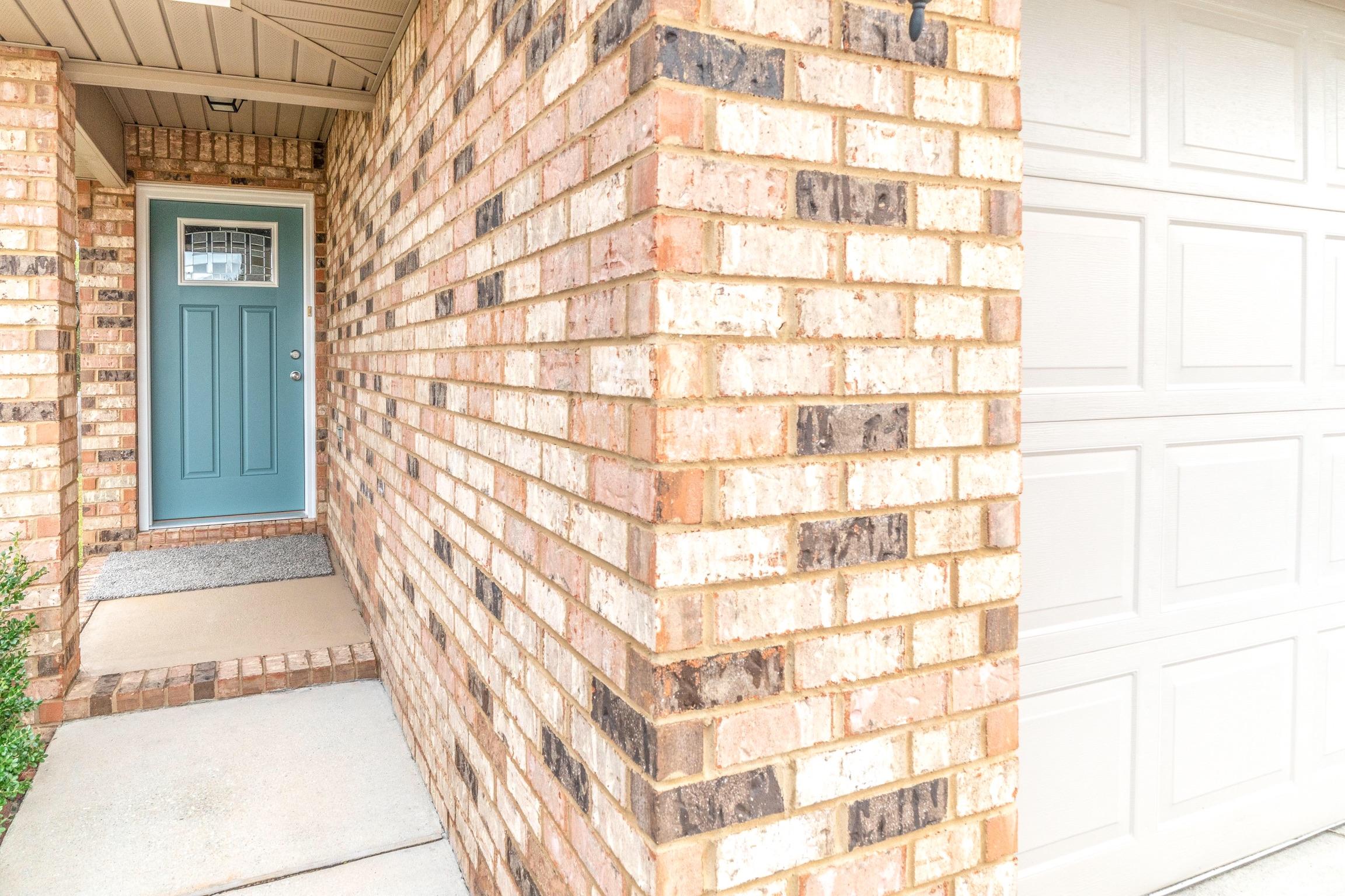 129 Bronze Circle Crestview, FL 32539 - Photo 2 of 31 a view of a door
