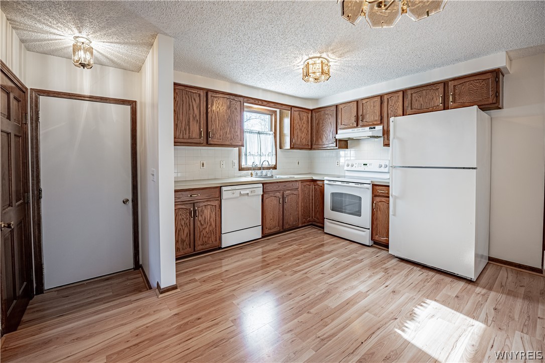 333 Hartford Road Amherst, NY 14226 - Photo 6 of 15