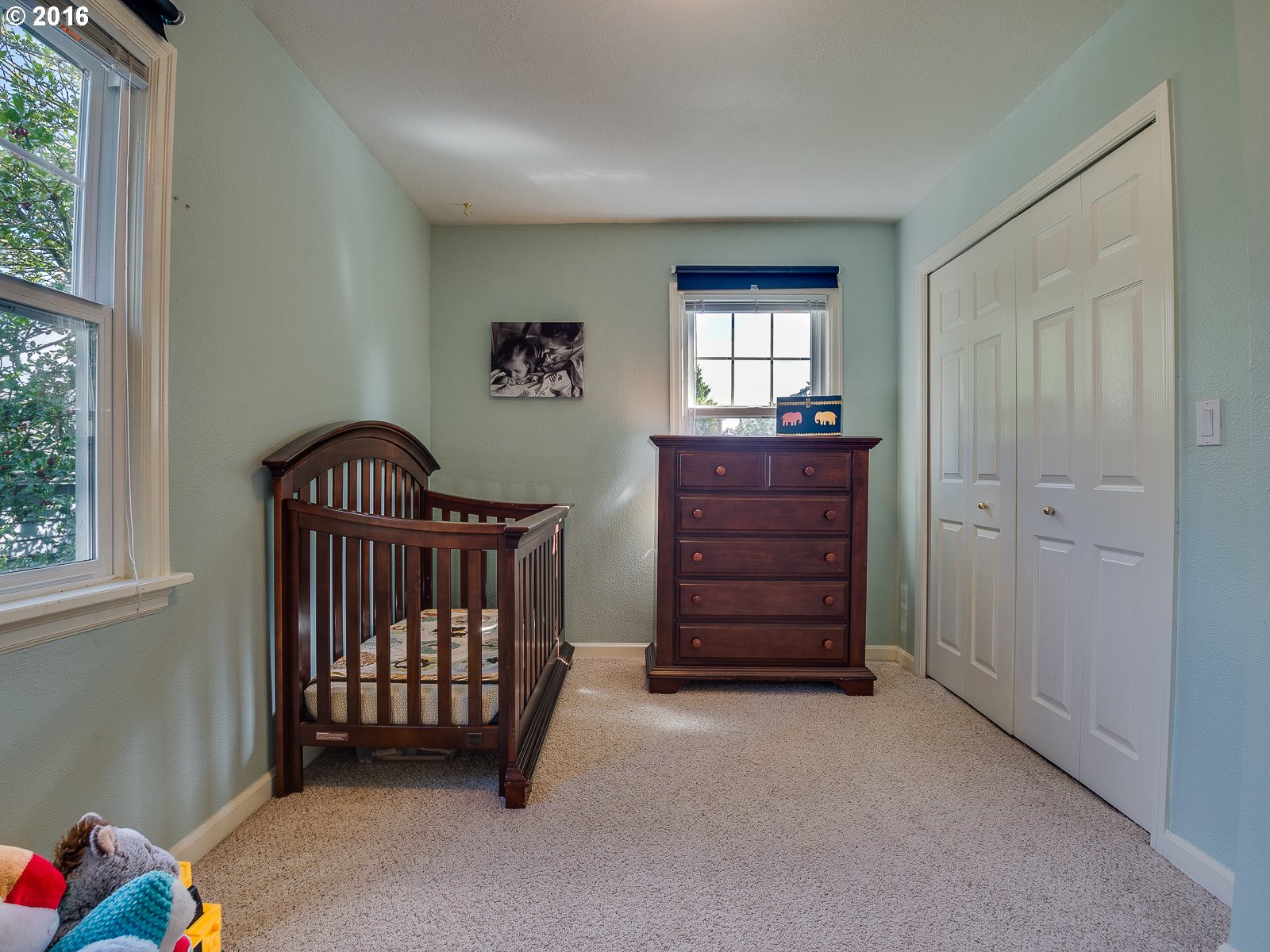 7766 Southwest Terwilliger Boulevard Portland, OR 97219 - Photo 13 of 31 Gallery Image 13