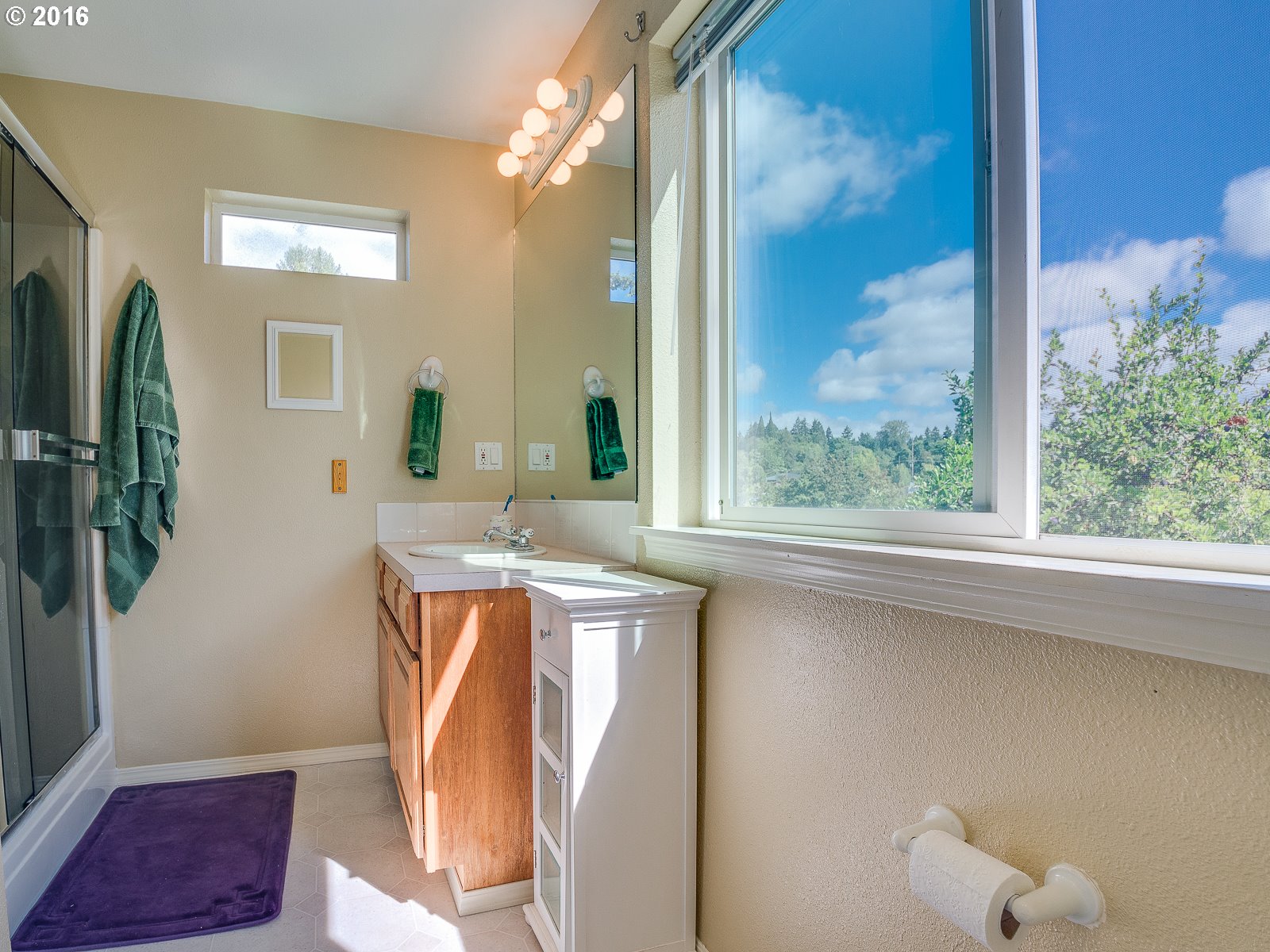 7766 Southwest Terwilliger Boulevard Portland, OR 97219 - Photo 19 of 31 Gallery Image 19