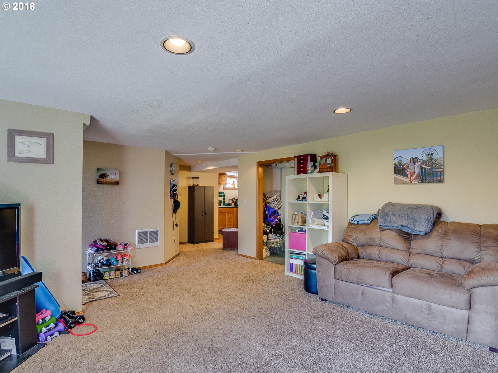 7766 Southwest Terwilliger Boulevard Portland, OR 97219 - Photo 25 of 31 Separate Living Quarters