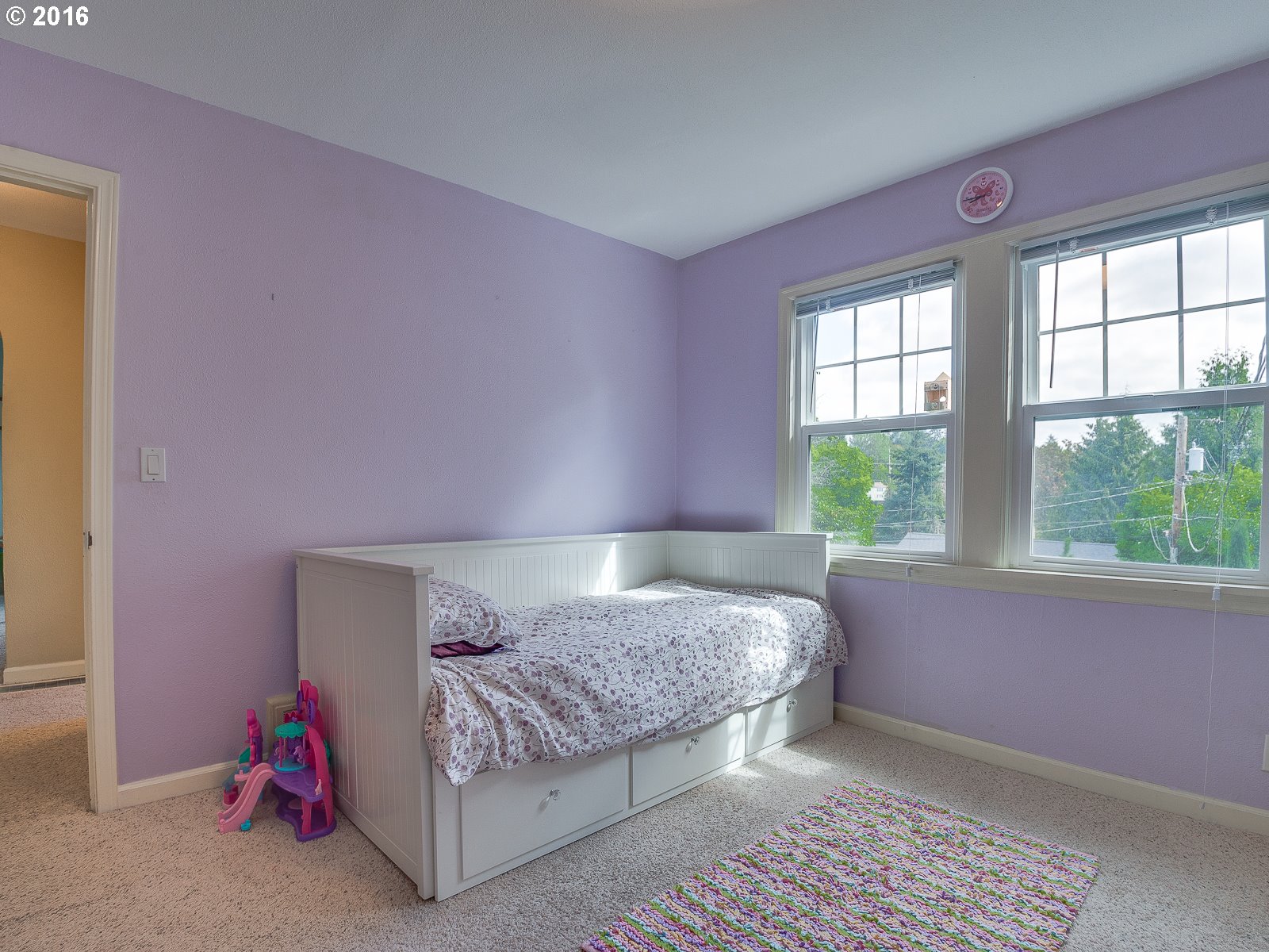 7766 Southwest Terwilliger Boulevard Portland, OR 97219 - Photo 10 of 31 Gallery Image 10