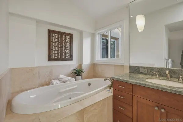 $4,749,000 | 11 Spinnaker Way, Coronado, CA 92118