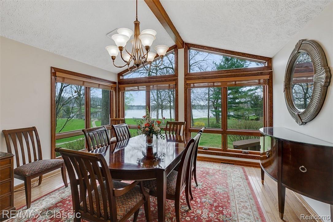 3371 Merrow Lane Howell, MI 48843 - Photo 19 of 51 dsc07885-dsc07887.jpg