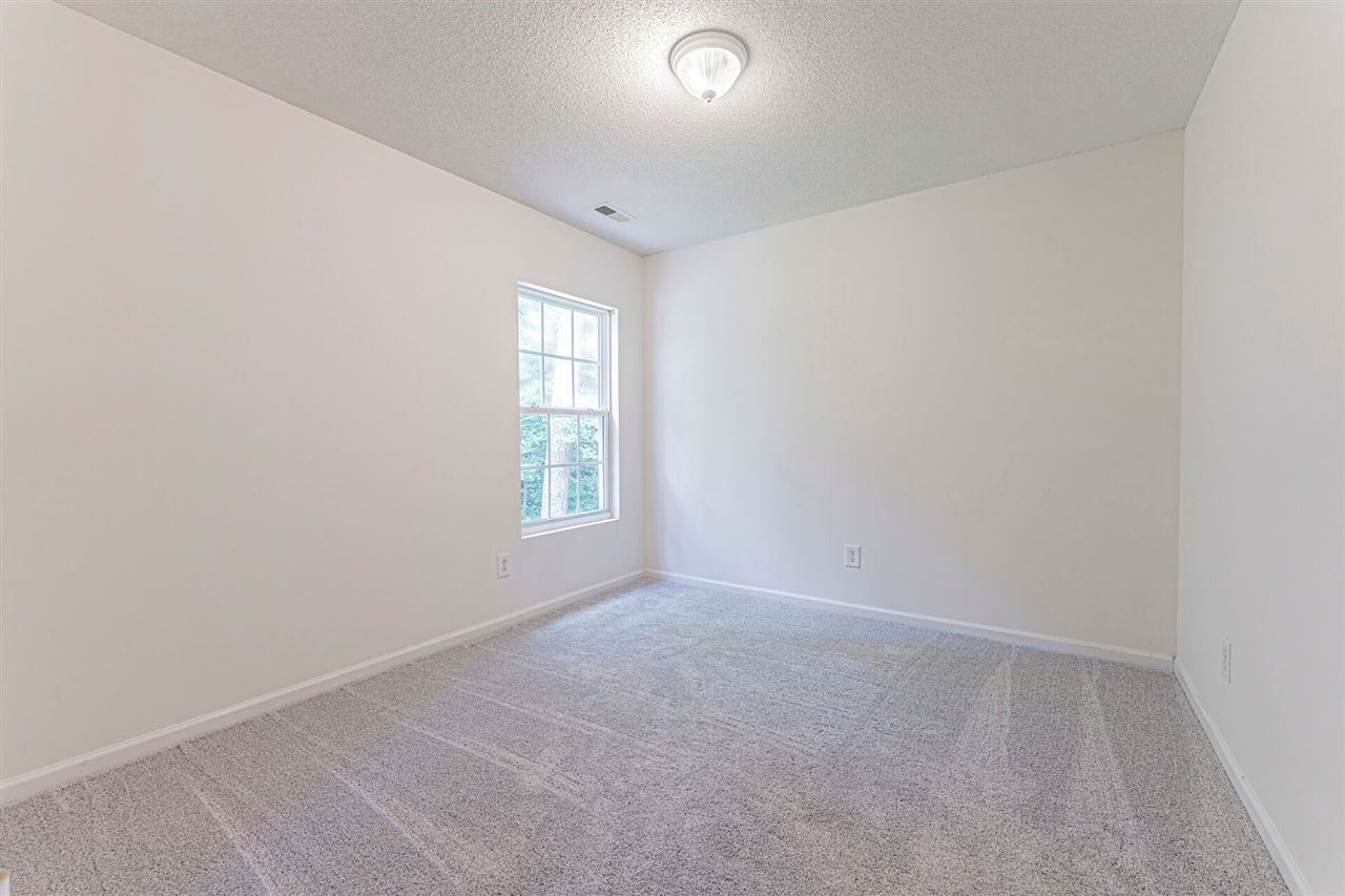 2640 Pebble Meadow Lane Raleigh, NC 27610 - Photo 15 of 21 Photo 15
