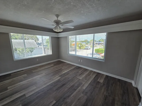 $2,200 | 501 North J Street, Unit 2, Lake Worth Beach, FL 33460