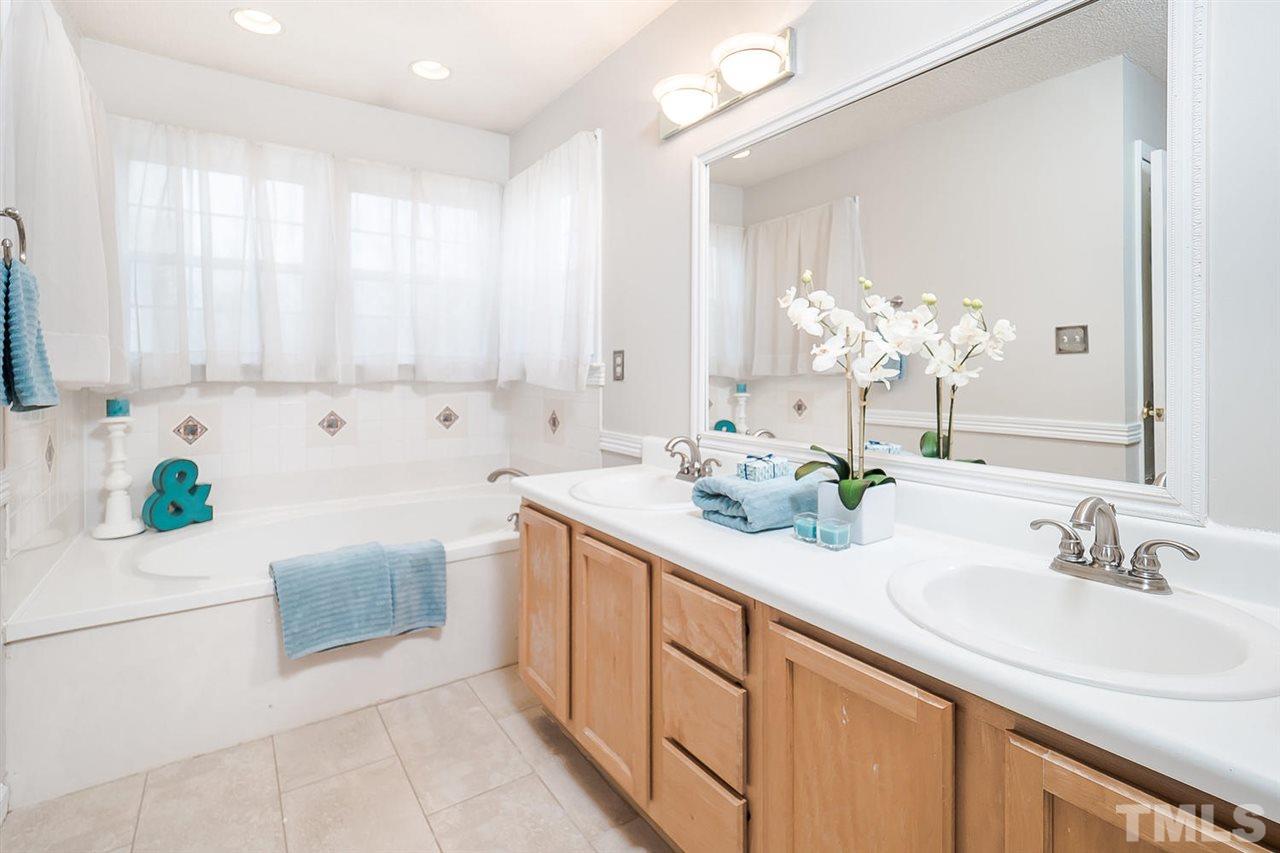 4932 Old Faison Road Knightdale, NC 27545 - Photo 15 of 25 Gallery Image 15