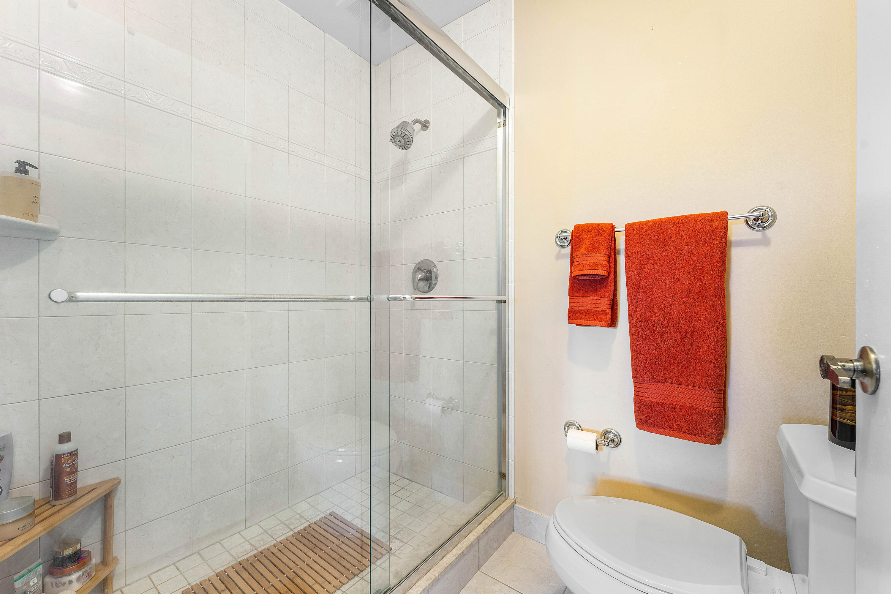 6846 Bridlewood Court Boca Raton, FL 33433 - Photo 12 of 26 Updated Primary Bathroom