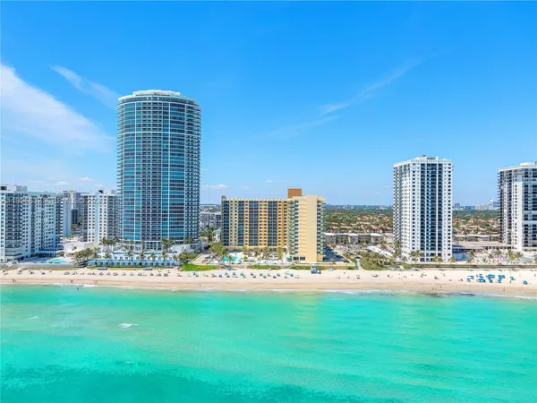 $4,500 | 2501 South Ocean Drive, Unit 1521, Hollywood, FL 33019