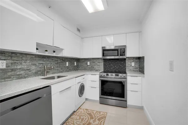 $4,500 | 2501 South Ocean Drive, Unit 1521, Hollywood, FL 33019