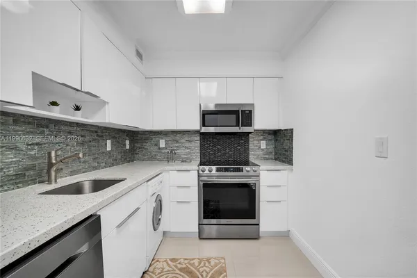 $4,500 | 2501 South Ocean Drive, Unit 1521, Hollywood, FL 33019