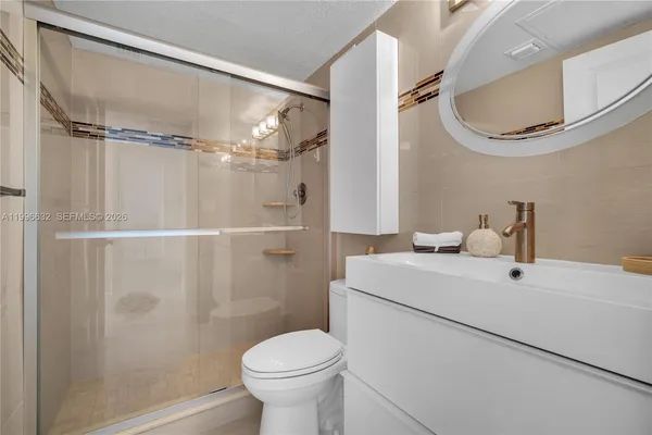$4,500 | 2501 South Ocean Drive, Unit 1521, Hollywood, FL 33019