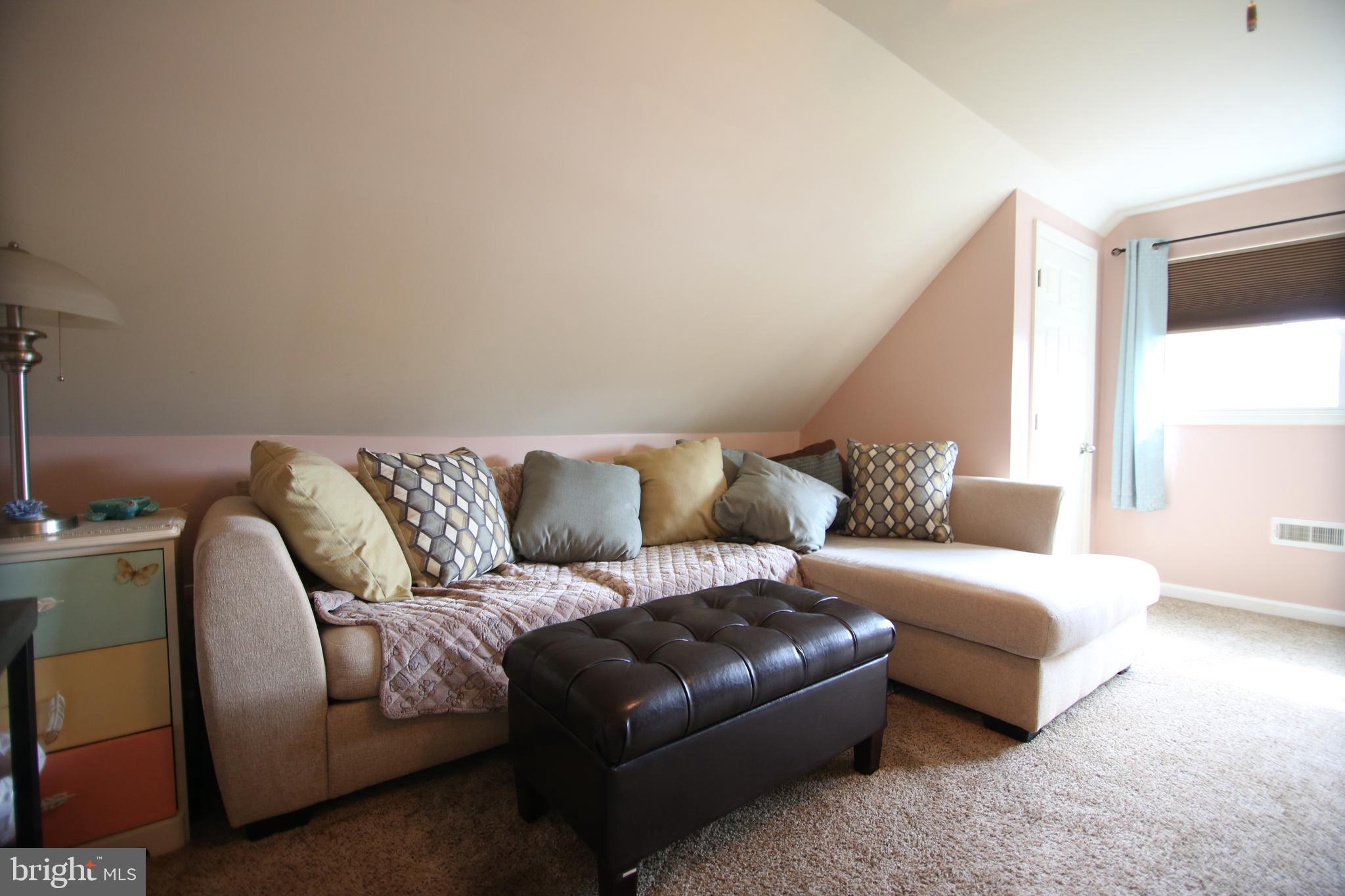 48 Candytuft Road Levittown, PA 19057 - Photo 14 of 24