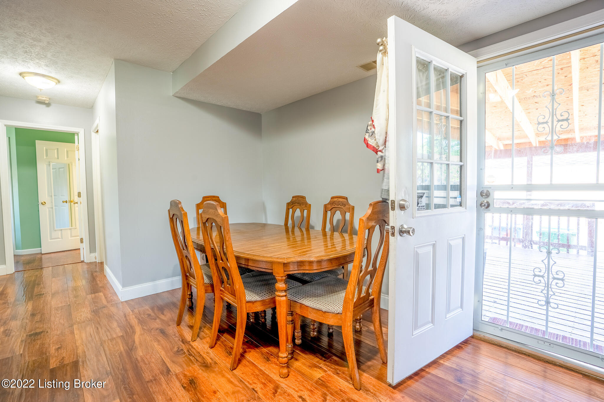 4800 Red Fern Road Louisville, KY 40218 - Photo 13 of 41 DSC06015-HDR