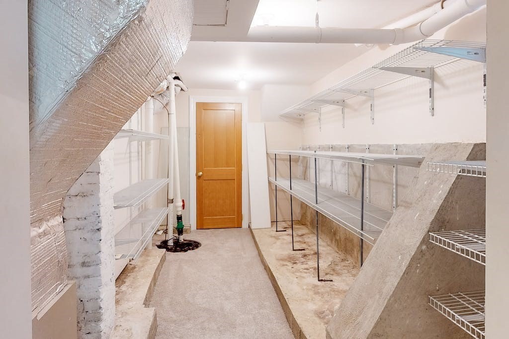 27 Inman Street Cambridge, MA 02139 - Photo 27 of 32 a view of entryway with a front door