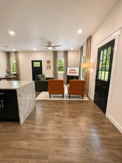 $299,995 | 951 South Trade Days Boulevard, Canton, TX 75103