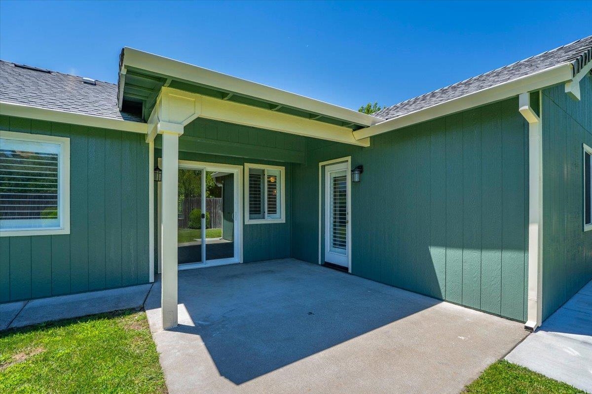 295 Pinon Way Red Bluff, CA 96080 - Photo 22 of 30
