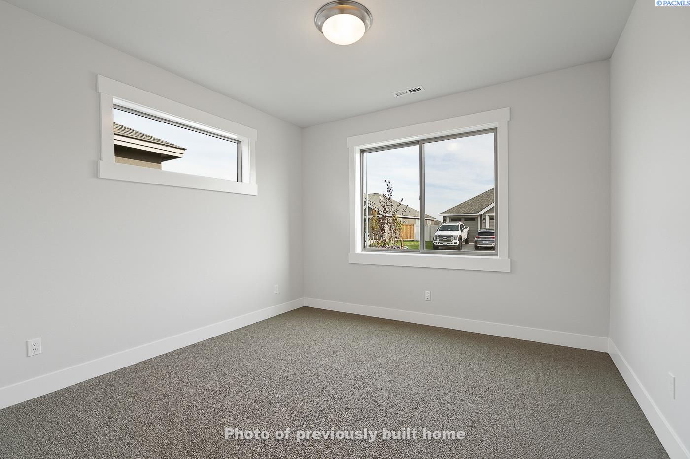 3174 Quail Rdg Loop Richland, WA 99353 - Photo 11 of 30 Gallery Image 11