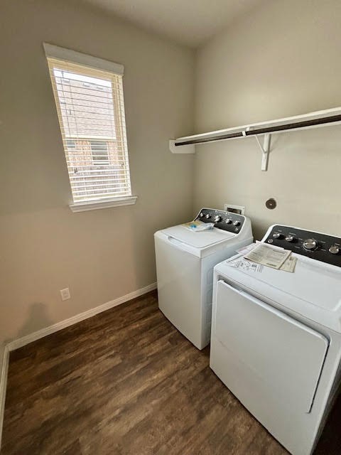 14381 Whitetop Peak Court Conroe, TX 77384 - Photo 21 of 39 a utility room with dryer and washer