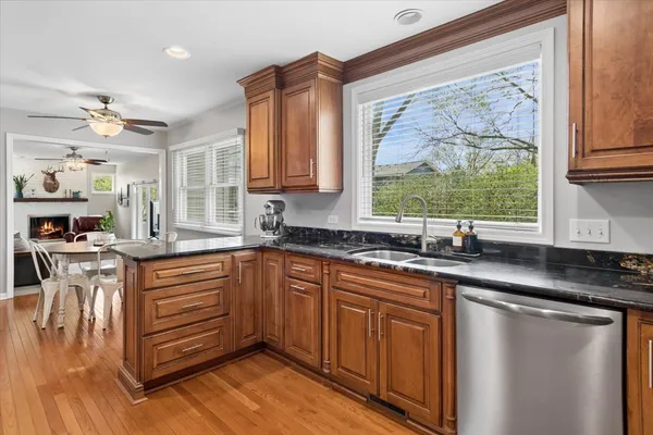 $495,000 | 535 Apache Drive, Batavia, IL 60510