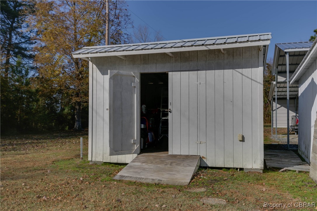 9341.9345 Glass Road Hayes, VA 23072 - Photo 41 of 44