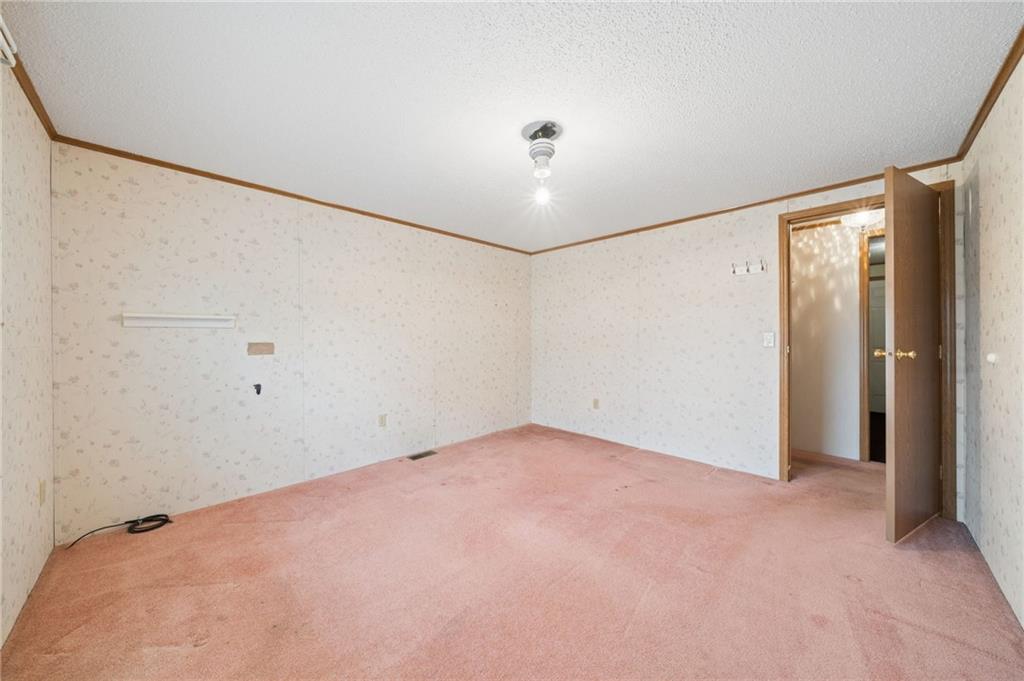 246 Ridge Lane Murrysville, PA 15668 - Photo 16 of 30