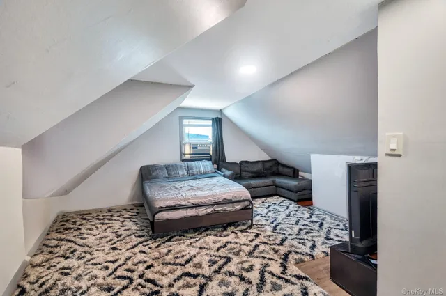 $669,000 | 24 Raynor Street, West Babylon, NY 11704