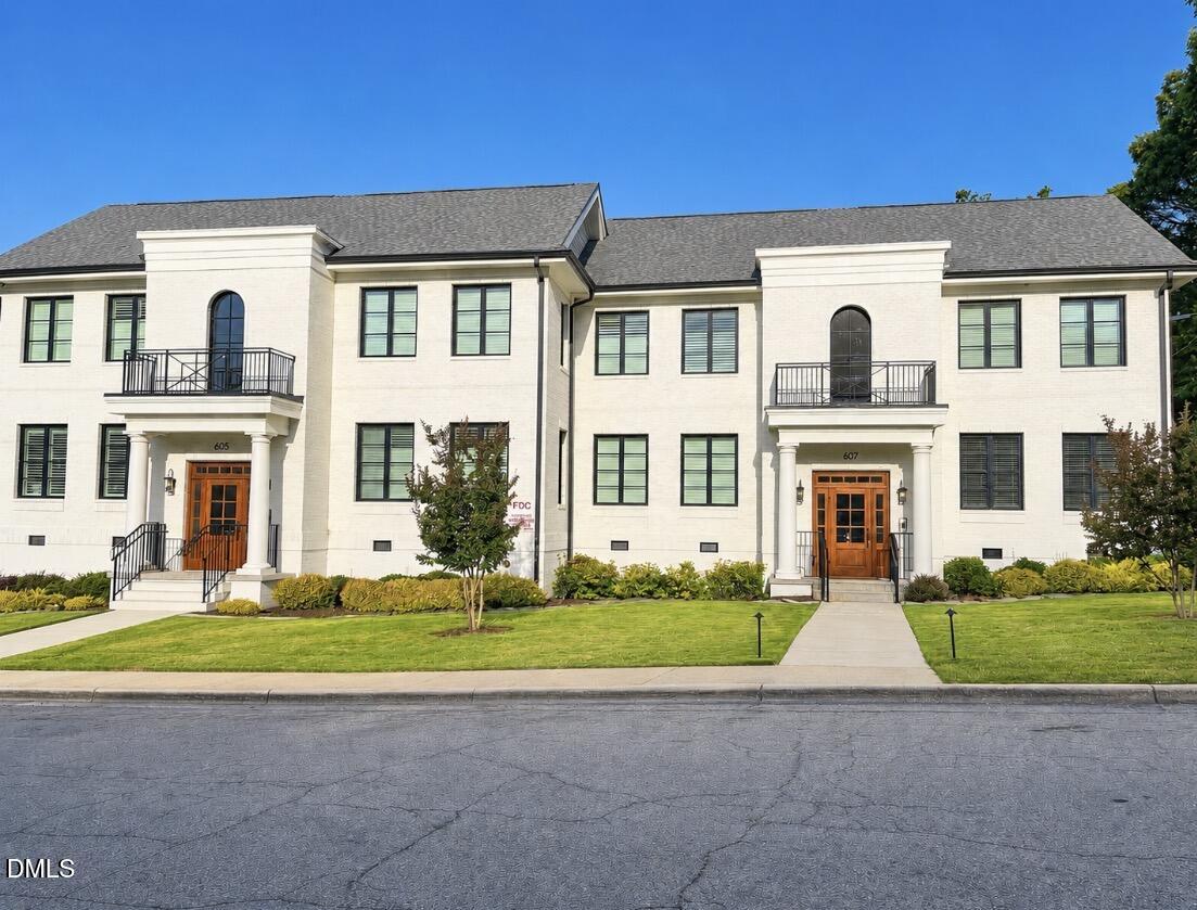 607 Smedes Place, Unit B Raleigh, NC 27605 - Photo 1 of 22 front of building