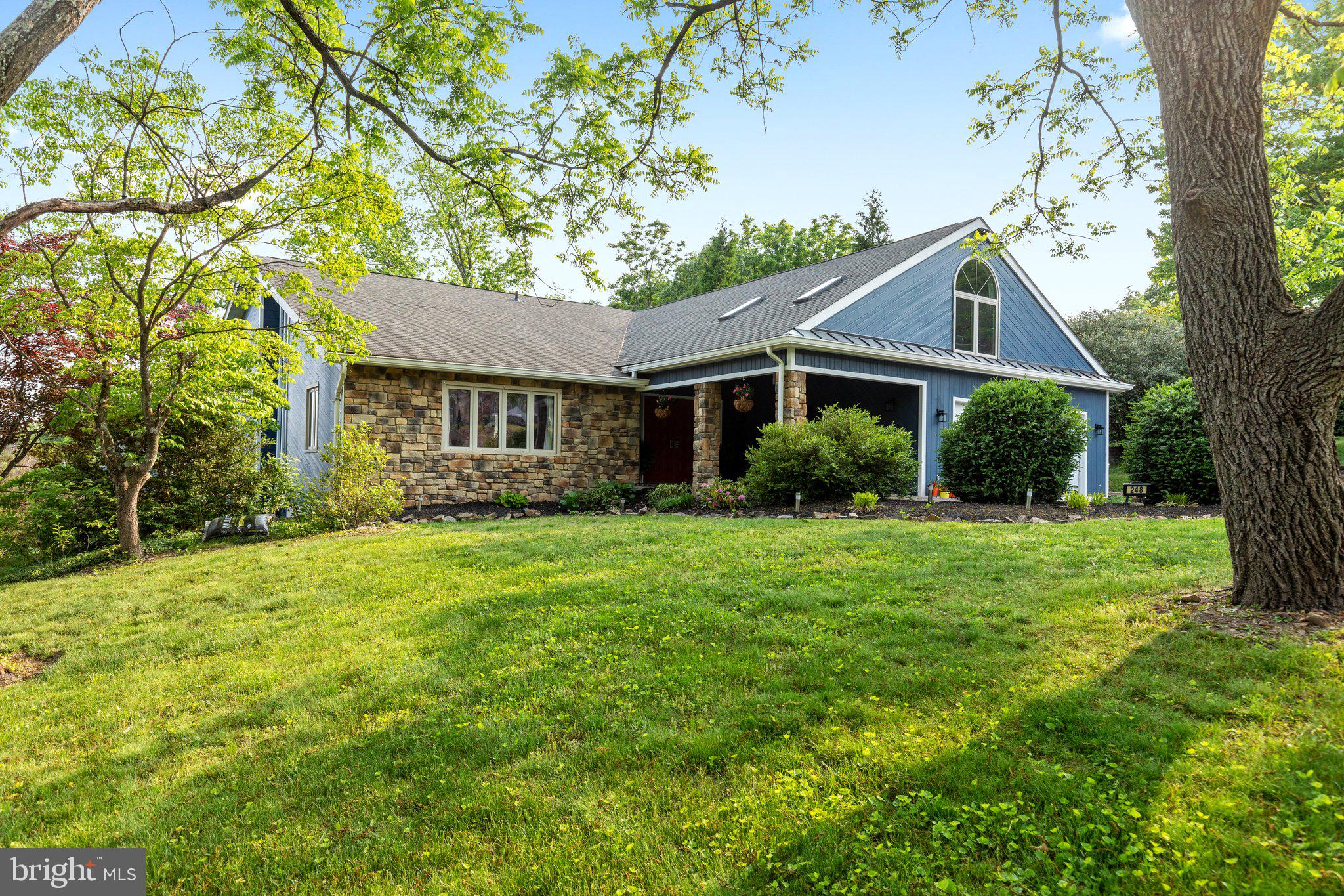 248 Fairway Circle Cross Junction, VA 22625 - Photo 2 of 66