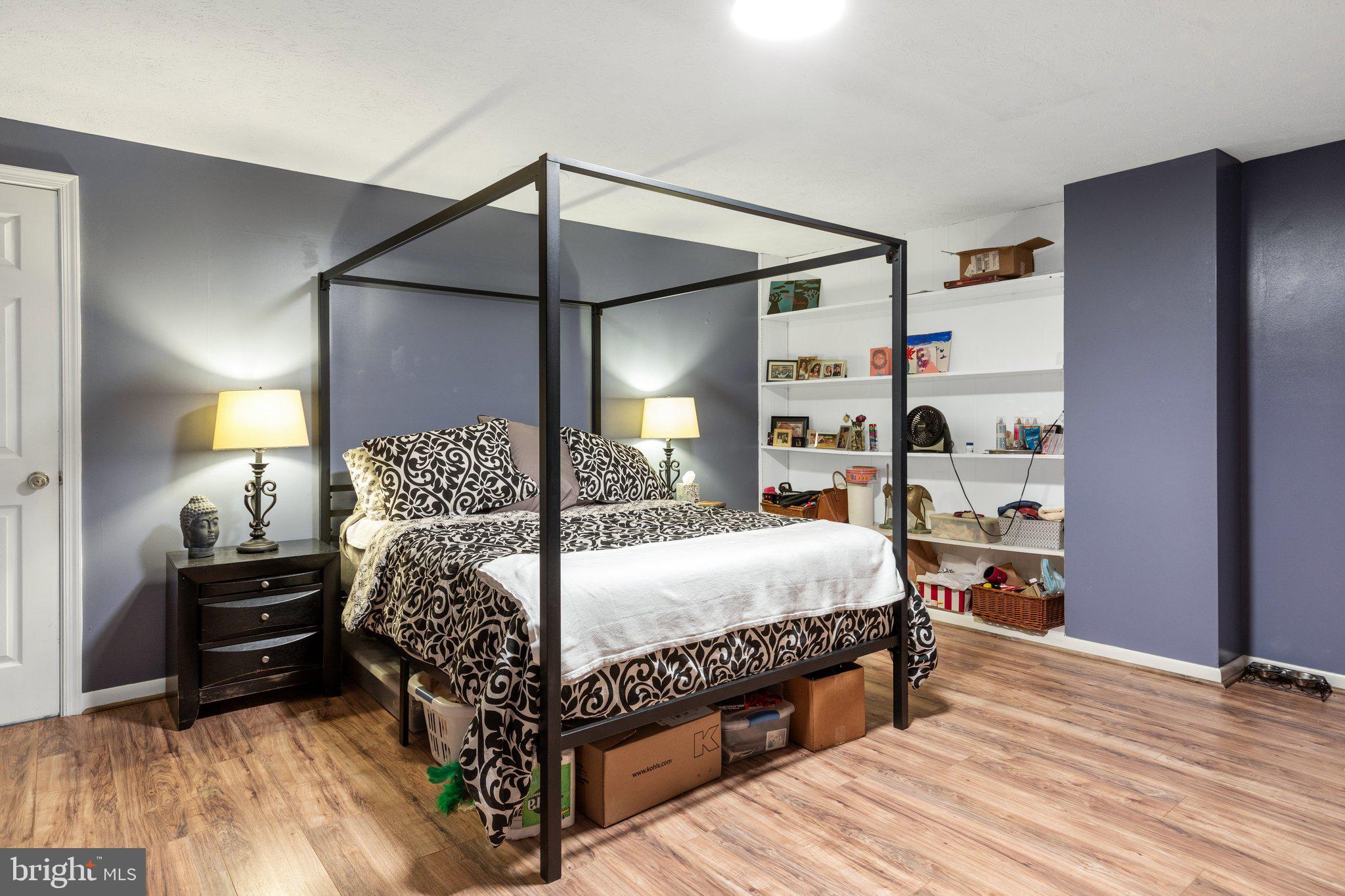 248 Fairway Circle Cross Junction, VA 22625 - Photo 25 of 66 Office with built-ins