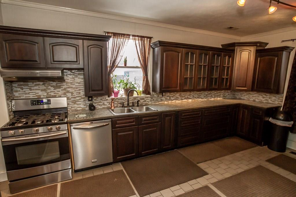 814 East Raymond Street Indianapolis, IN 46203 - Photo 11 of 37