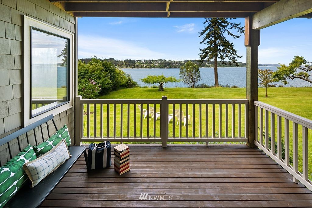 5288 East Harbor Road Freeland, WA 98249 - Photo 3 of 38