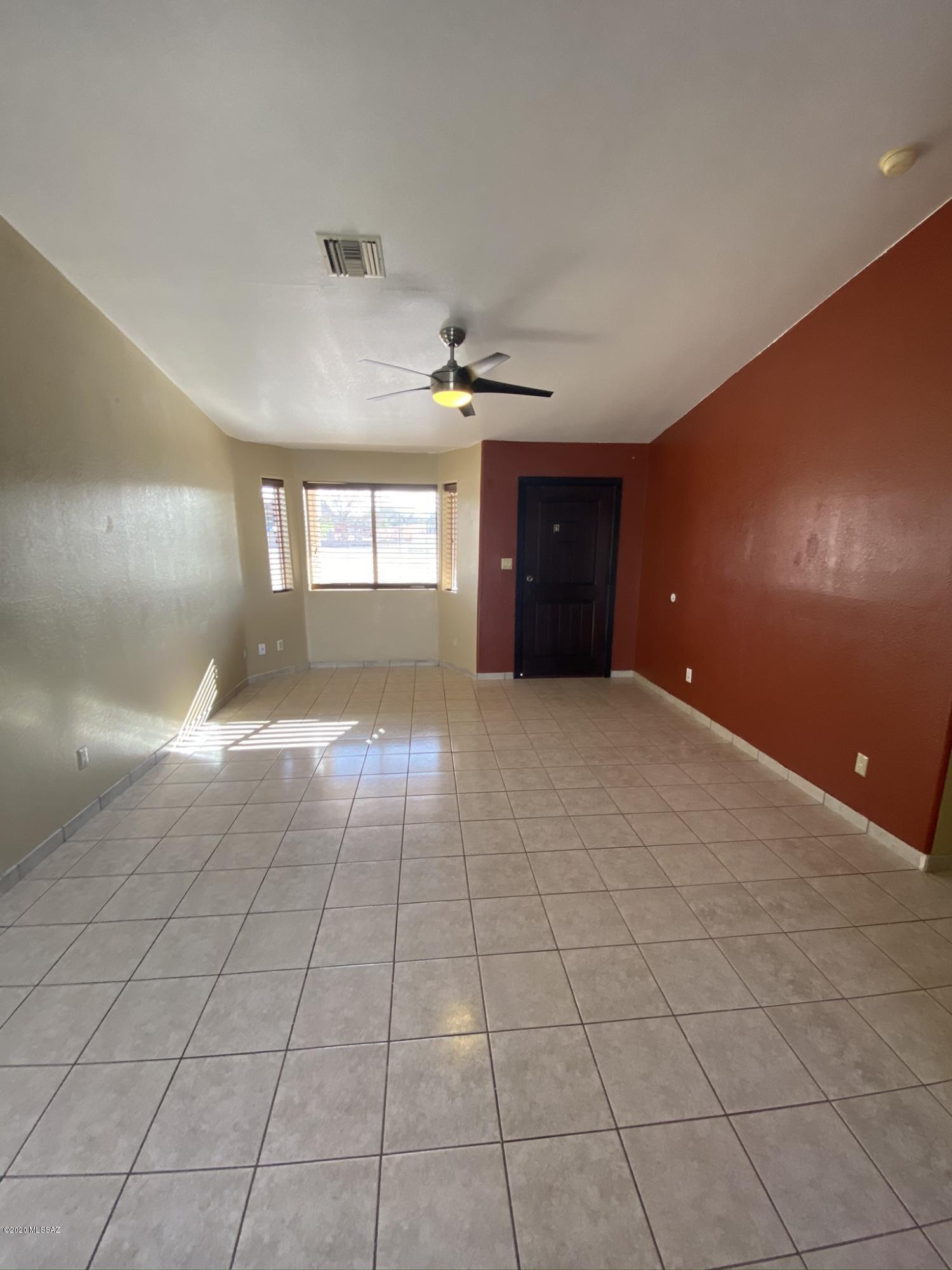 306 Via Papagayo Rio Rico, AZ 85648 - Photo 6 of 17