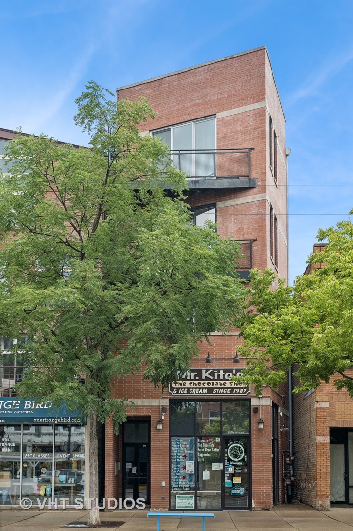 2120 West Division Street, Unit 2 Chicago, IL 60622 - Photo 2 of 28