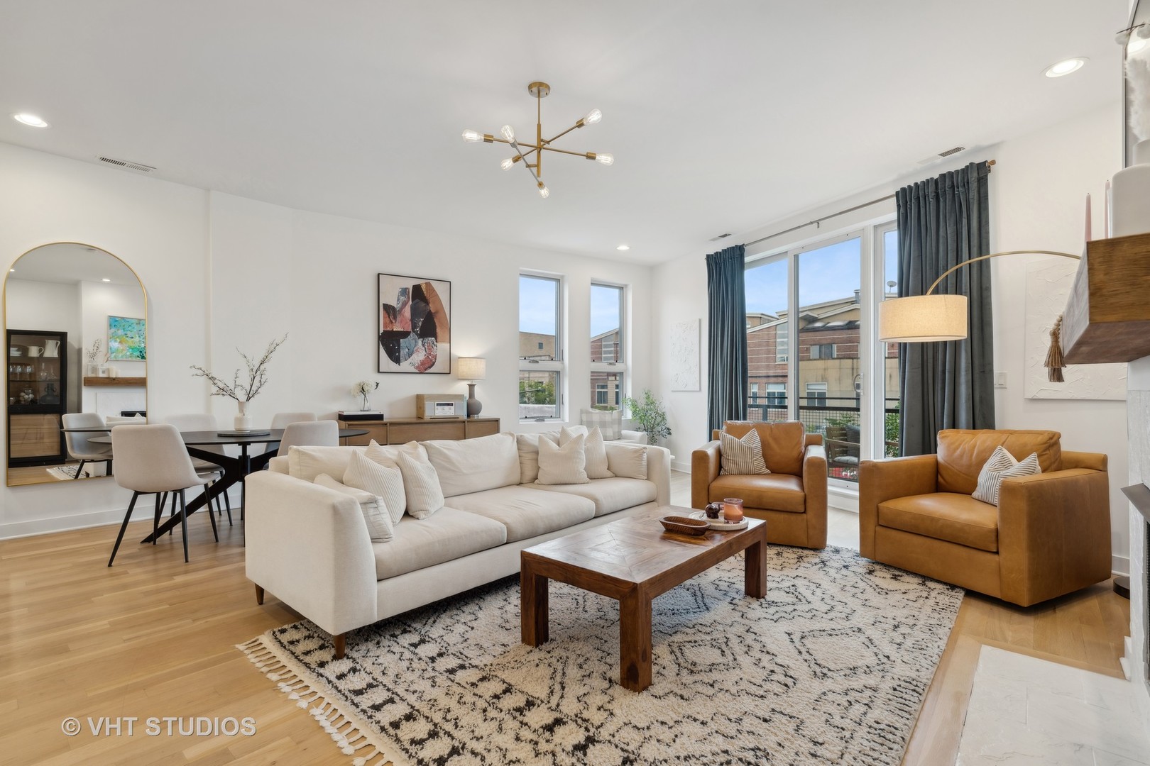 2120 West Division Street, Unit 2 Chicago, IL 60622 - Photo 5 of 28