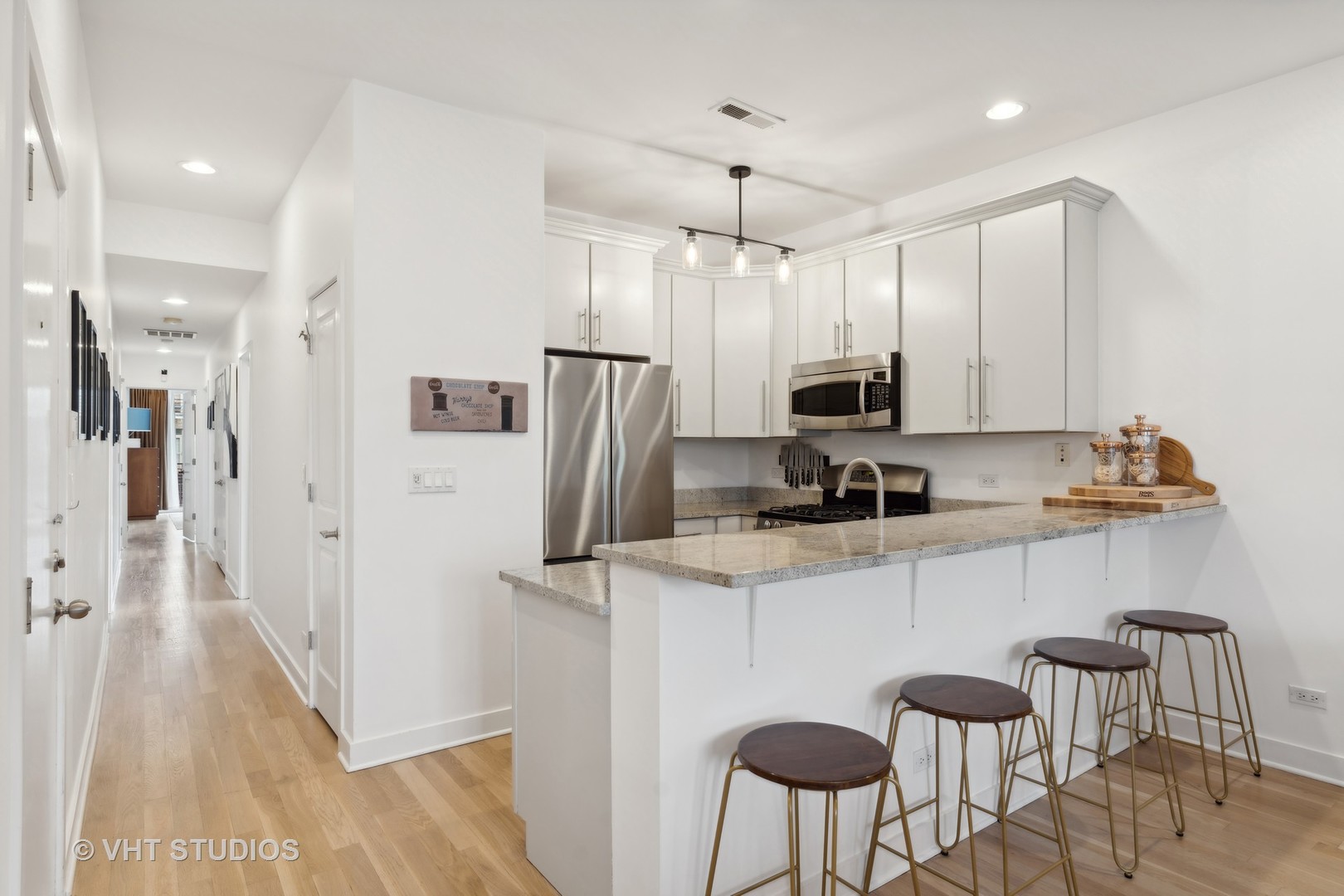 2120 West Division Street, Unit 2 Chicago, IL 60622 - Photo 9 of 28
