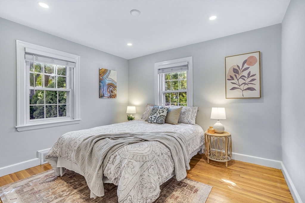 52 Edward Road Watertown, MA 02472 - Photo 16 of 38 Gallery Image 16