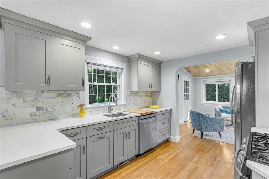 52 Edward Road Watertown, MA 02472 - Photo 3 of 38 Gallery Image 3